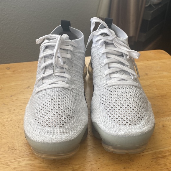 Nike Air VaporMax Flyknit 2 - White - Picture 3 of 7